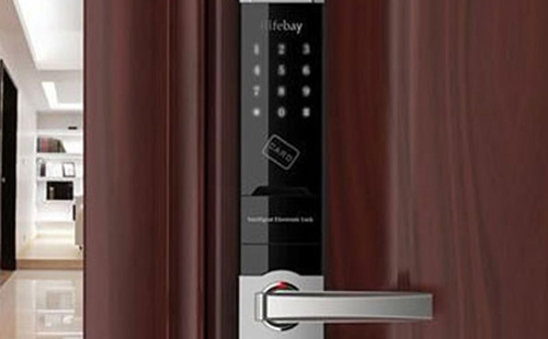 濠江24小时上门开锁公司