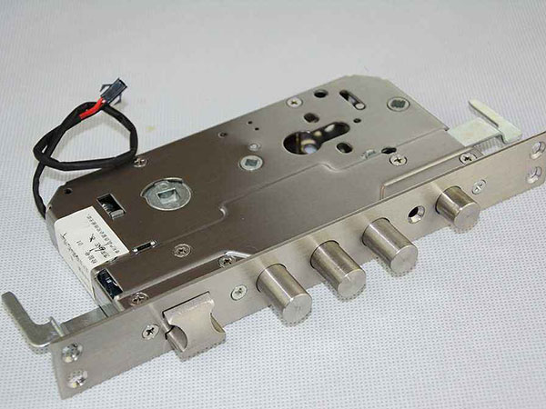 濠江24小时上门开锁公司