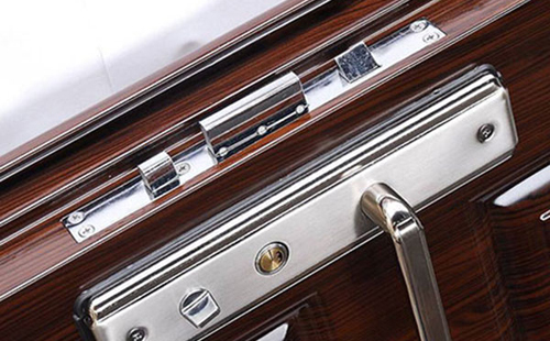 濠江24小时上门开锁公司